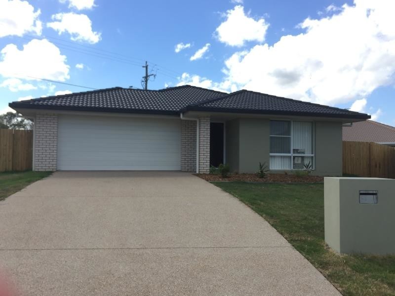 10 Hedgerose Way, Parkhurst QLD 4702